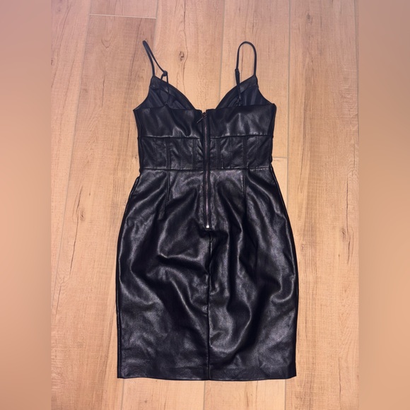 Guess Black Mini Dress - Picture 2 of 3